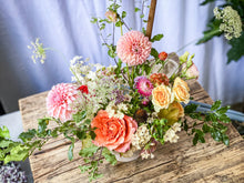 Load image into Gallery viewer, Medium Wedding Table Floral Arrangement