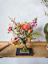 Load image into Gallery viewer, Small Flower Bouquet