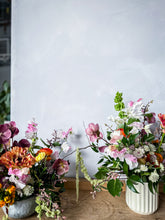 Load image into Gallery viewer, Large Flower Arrangement
