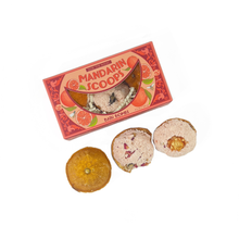 Load image into Gallery viewer, Mandarin Scoops Bath Bomb Gift Set made with Rose Botanicals