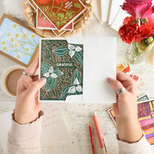 Load image into Gallery viewer, Grateful (Trillium) Gratitude Card