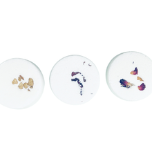 Load image into Gallery viewer, Floral Tarot Shower Steamer Set with botanicals
