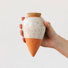 Load image into Gallery viewer, Olla - Speckled white