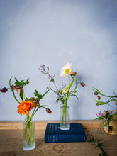 Load image into Gallery viewer, Wedding Bud Vases