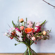 Load image into Gallery viewer, Large Flower Bouquet