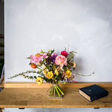 Load image into Gallery viewer, Bridal Bouquet