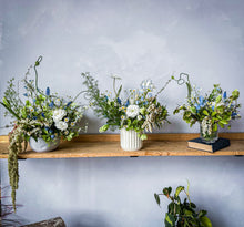Load image into Gallery viewer, Medium Wedding Table Floral Arrangement