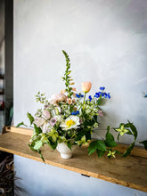Load image into Gallery viewer, Medium Wedding Table Floral Arrangement