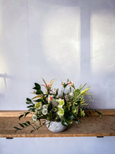 Load image into Gallery viewer, Medium Wedding Table Floral Arrangement