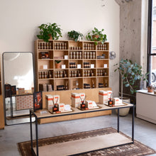 Load image into Gallery viewer, Amber &amp; Moss - Large Concentrated Candle