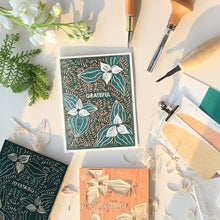 Load image into Gallery viewer, Grateful (Trillium) Gratitude Card