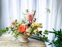 Load image into Gallery viewer, Medium Wedding Table Floral Arrangement