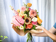 Load image into Gallery viewer, Large Bouquet